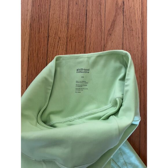 NWT Girlfriend Collective High Rise Bike Shorts in Butterfly Neon Green - Picture 3 of 3